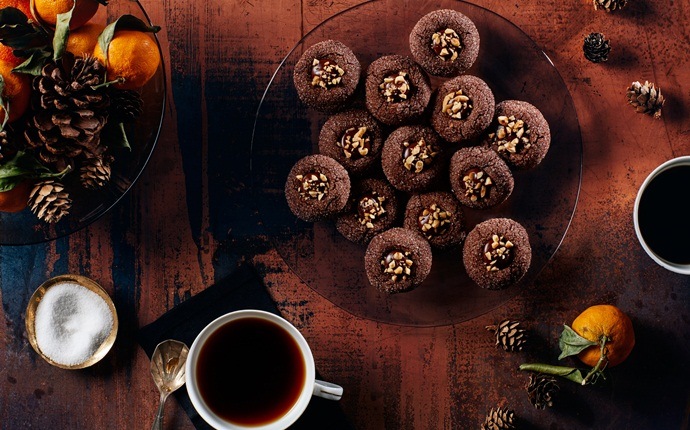 christmas recipes for kids - chocolate-hazelnut thumbprints