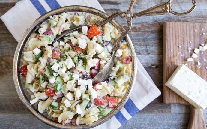 salad recipes for kids - greek salad pasta