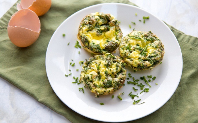paleo breakfast recipes - healthy egg breakfast muffins
