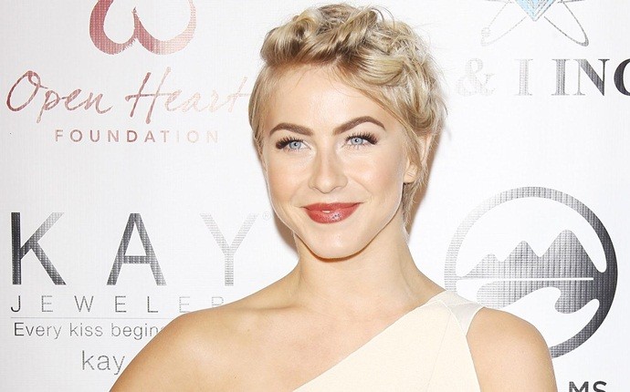 short hairstyles for mature women - the piece-y pixie