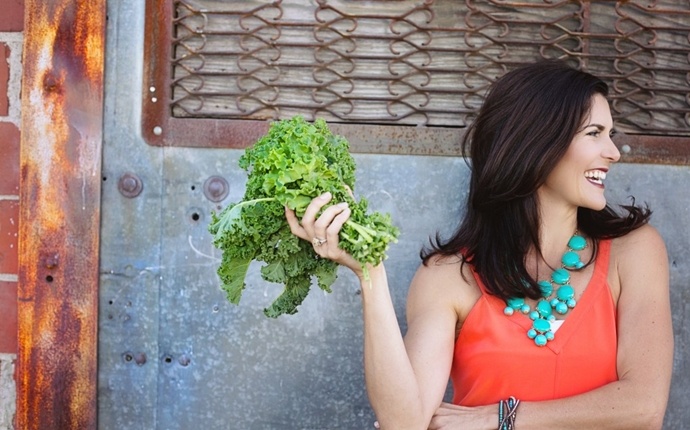 benefits of kale - assist in detoxification