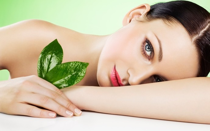 benefits of lemongrass - stimulates skin care