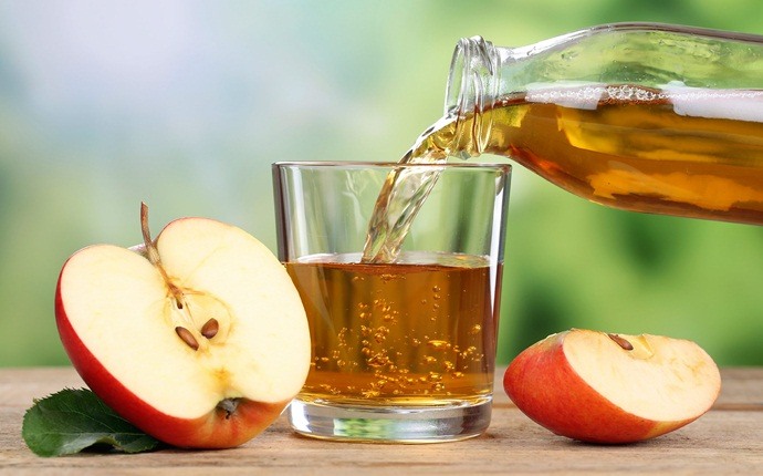 home remedies for wheezing - apple cider vinegar