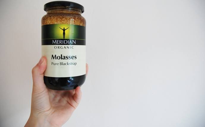 how to eliminate neck pain - blackstrap molasses