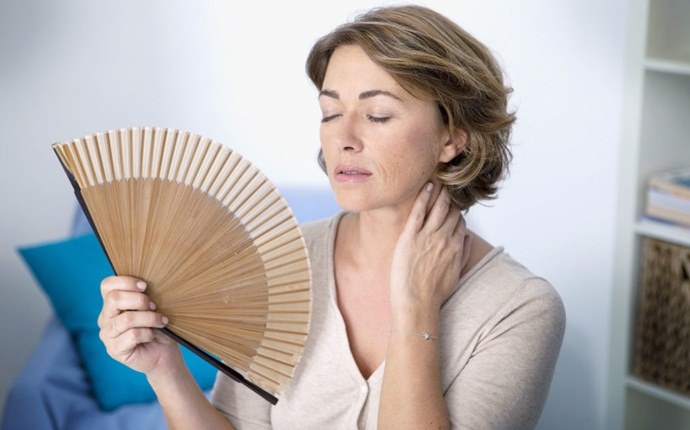 benefits of licorice root - ease the menopausal symptoms