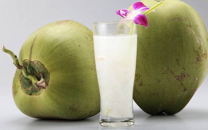 lemon for hair loss - lemon juice with coconut water