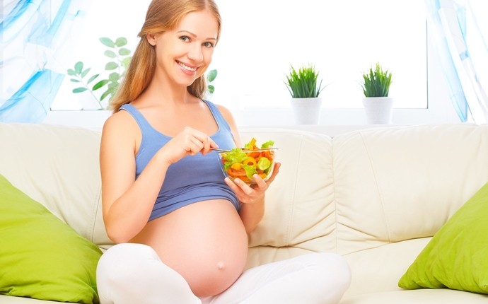 benefits of peaches - support for women during pregnancy