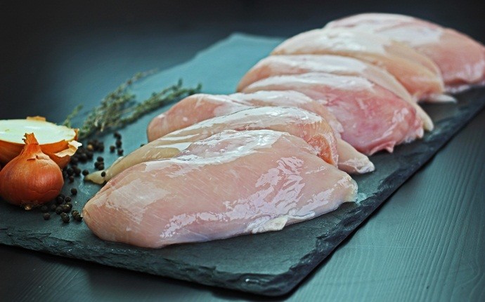 how to increase muscle strength - chicken breast