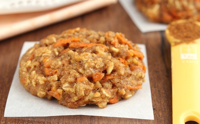 healthy carrot recipes - healthy honey carrot cookies