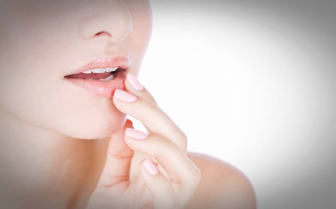 benefits of lavender oil - make a chemical-free lip balm