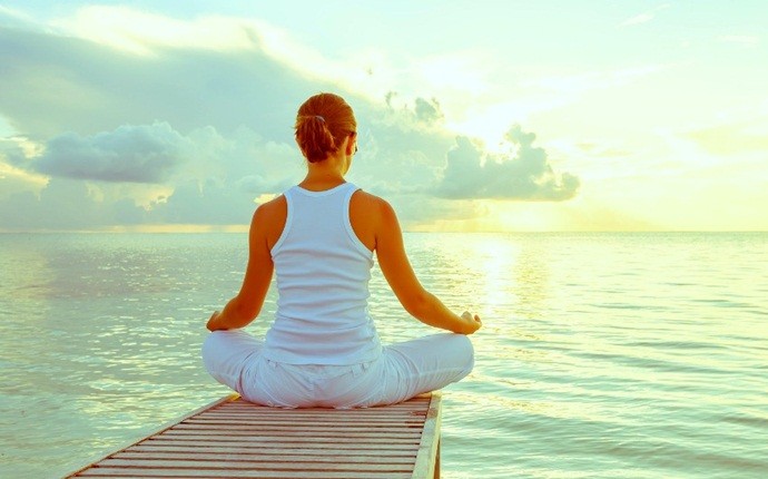 how to treat back pain - mindful meditation