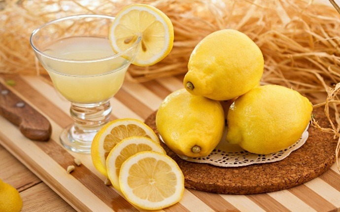 home remedies for lung congestion - use lemon