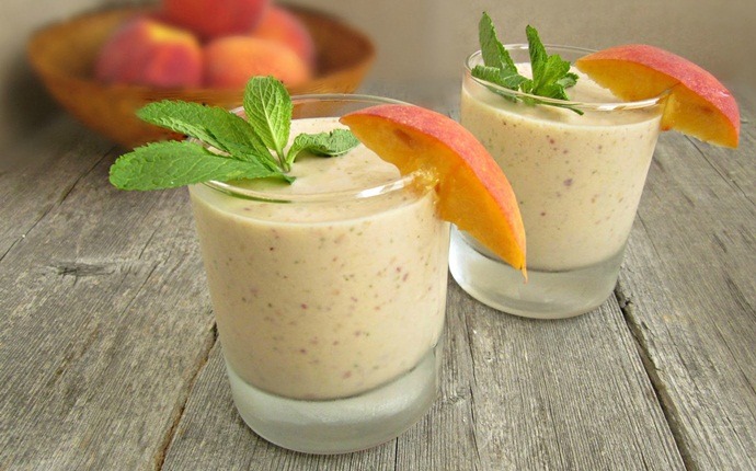 frozen fruit smoothies - peachy smoothie