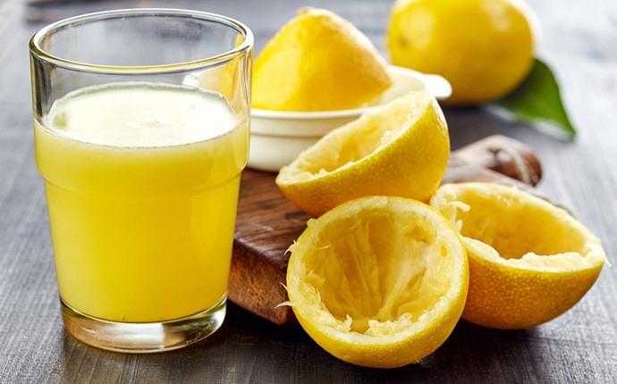 juices for glowing skin - lemon juice