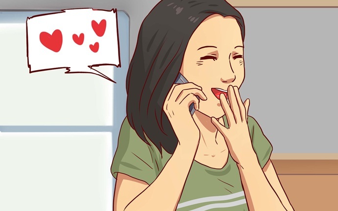 how to keep your girlfriend happy - compliment her