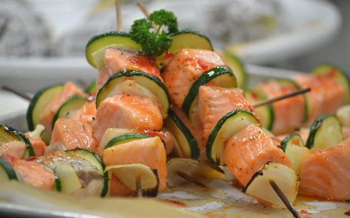 protein diet recipes - thai salmon kebabs