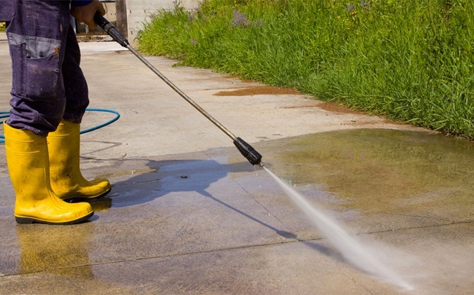 how to remove grease stains - pressure washer